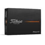 Titleist ProV1 golfpallo omalla logolla painettuna