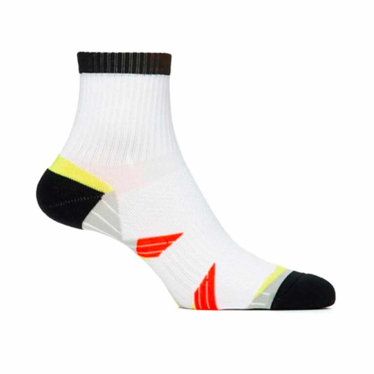 sukat omalla logolla