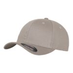 Flexfit-fitted-baseball-lippis-omalla logolla