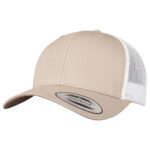 Yupoong-trucker-omalla-logolla