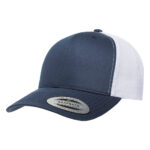 Yupoong-trucker-omalla-logolla