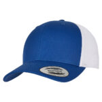 Yupoong-trucker-omalla-logolla
