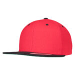 yupoong-snapback-omalla-logolla