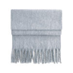 Beechfield Fluffy huivi omalla logolla