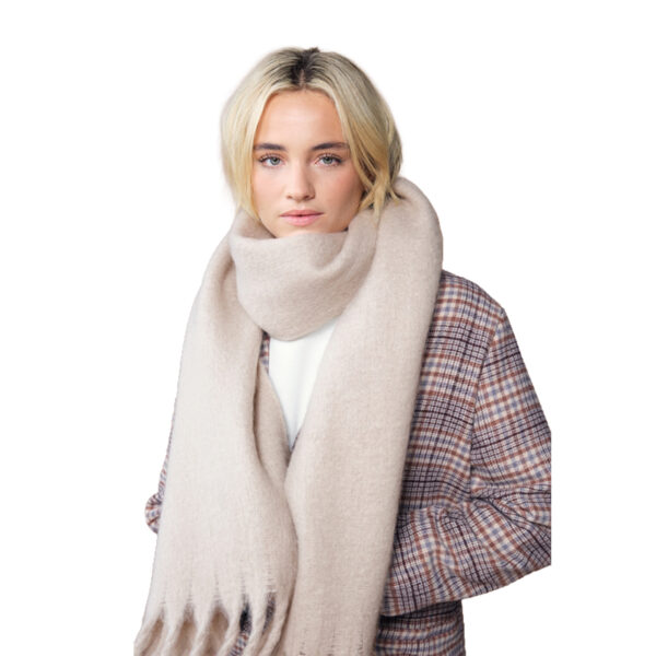 Beechfield Fluffy huivi omalla logolla