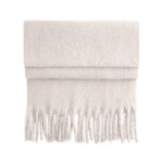 Beechfield Fluffy huivi omalla logolla