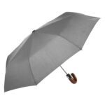 Pepin kokoonmenevä sateenvarjo omalla logolla