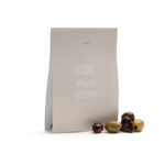 Oliivit brändivyötteellä omalla logolla 