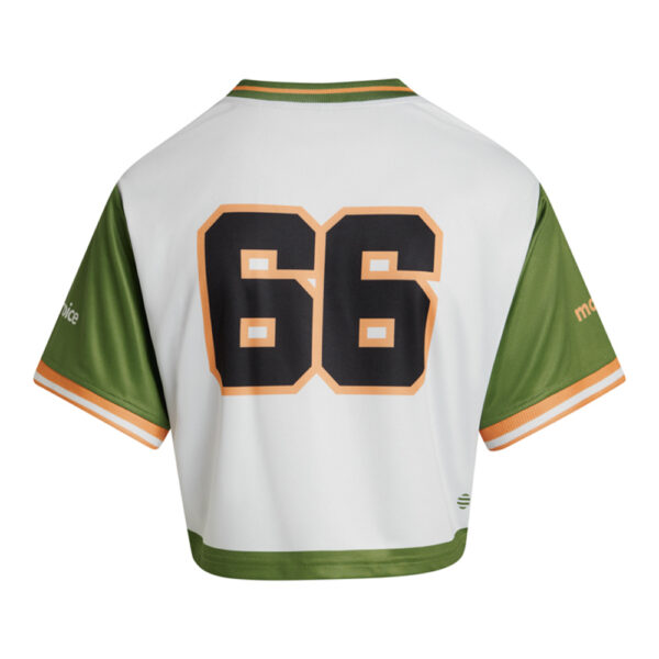 CUstom-made-toppi-omalla-toteutuksella