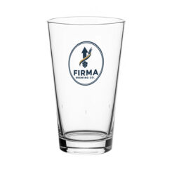 Akvila olutlasi omalla logolla